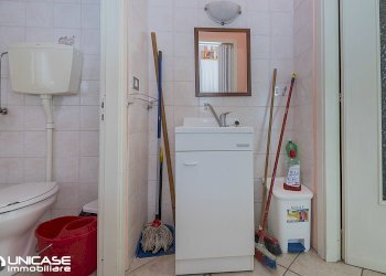 Bagno - Negozio via Beckwith 9, 9, Luserna San Giovanni - foto 19