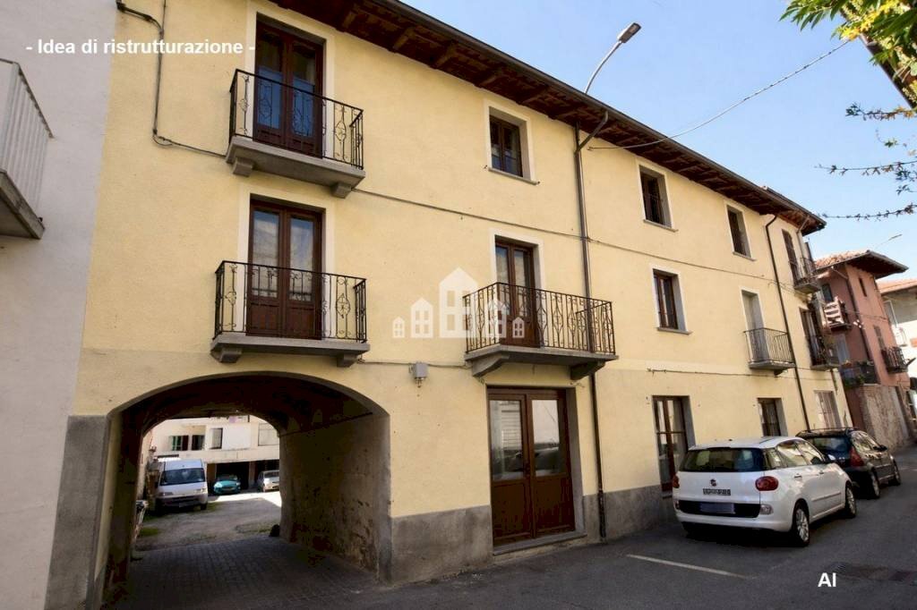 Facciata - Trilocale via Massimo d'Azeglio, 125, Castellamonte - foto 3