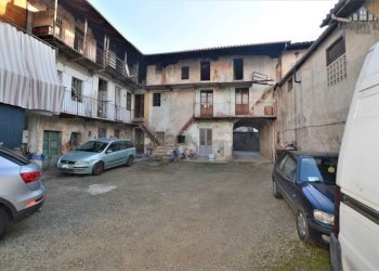 facciata - Trilocale via Massimo d'Azeglio, 125, Castellamonte - foto 22