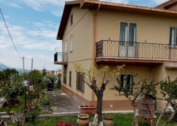 0.Corte esterna1.jpg - Porzione di casa VIA PELIGNA, Gessopalena - foto 1