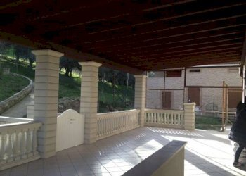 Villa strada Statale 81, Teramo - foto 7