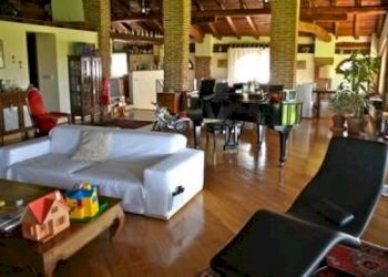 salone 1 - Villa via Bondanello, 80, Castel Maggiore - foto 3