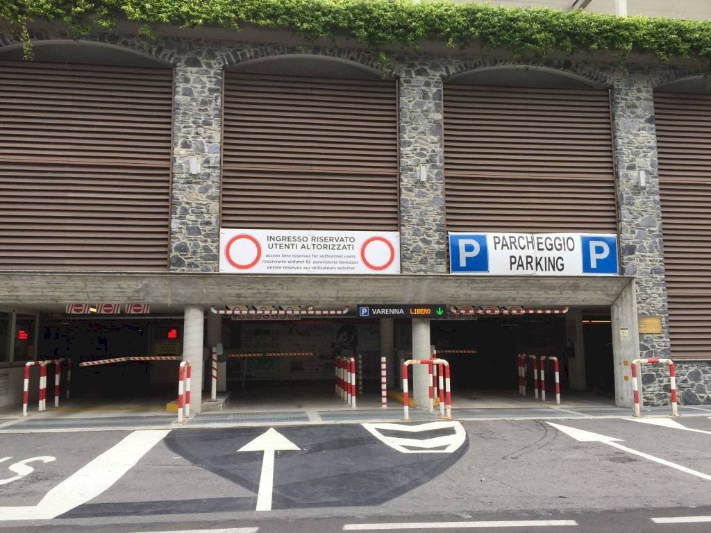 Ingresso - Box viale Giovanni Polvani, 1, Varenna - foto 1