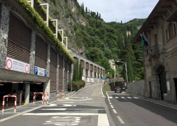 Facciata - Box viale Giovanni Polvani, 1, Varenna - photo 18