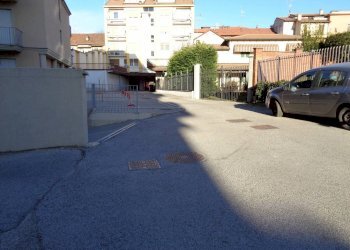 Box via Giovanni Pascoli, Bra - foto 3