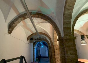 Locale Commerciale MURA OCCIDENTALI, Jesi - foto 11