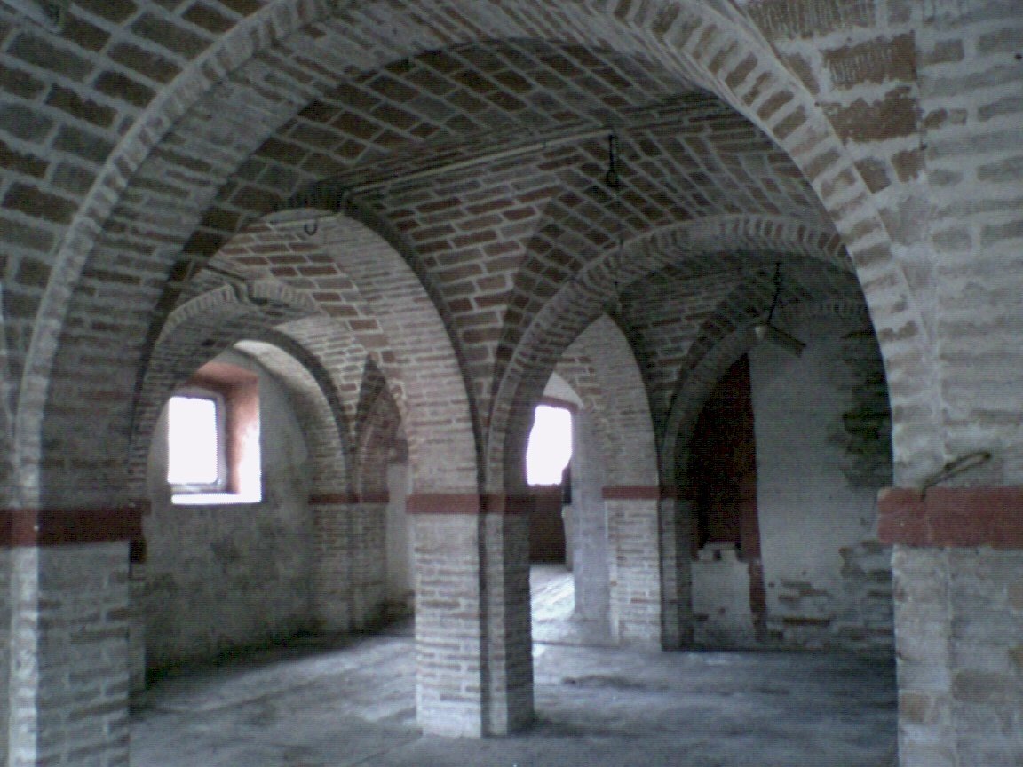 16 FABBRICATO CIELO TERRA DEL 1600 DA RISTRUTTURAR - Laboratorio Montegiorgio - foto 1