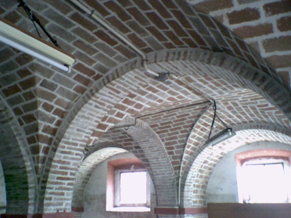 15 FABBRICATO CIELO TERRA DEL 1600 DA RISTRUTTURAR - Laboratorio Montegiorgio - foto 2