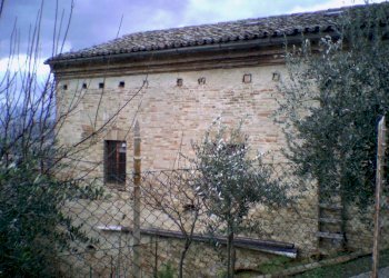 10 FABBRICATO CIELO TERRA DEL 1600 DA RISTRUTTURAR - Laboratorio Montegiorgio - foto 13