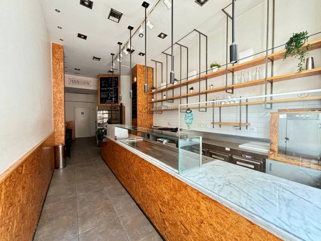 Interno non residenziale - Shop via Durini, Milano - photo 1