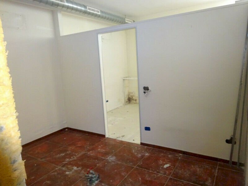 locale commerciale in vendita potenza picena (5).j - Locale Commerciale Potenza Picena - foto 3