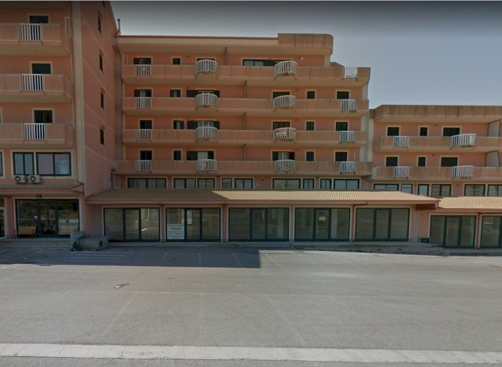 ESTERNO.jpg - Locale Commerciale Via Aldo Moro 19, Modica - foto 1