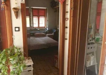 PHOTO-2020-07-15-11-45-30_2.jpg - Villa Trifamiliare La Spezia - foto 4