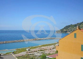 DSC_5601.jpg - Trilocale Strada Valdirodi 37, Ospedaletti - foto 13