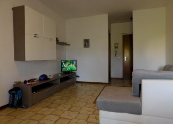 DSCN0667.JPG - Trilocale Luni - foto 2