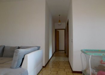 DSCN0669.JPG - Trilocale Luni - foto 3