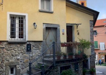 IMG-20181207-WA0048 - Copia.jpg - Casa semi indipendente Via Vittorio Alfieri 2, Fosdinovo - foto 1