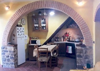 IMG-20170505-WA0094 (2).jpg - Casa indipendente Fosdinovo - foto 12