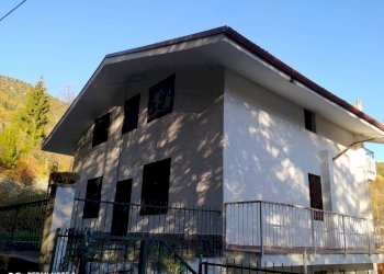 Facciata - Bilocale Località Ficatera di Salvagnengo, Viù - foto 4