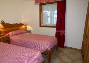 AFFITTO COURMAYEUR DOLONNE - CAMERA DOPPIA - Quadrilocale Courmayeur - foto 14