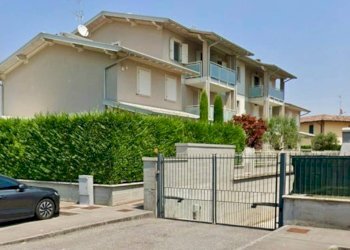 Facciata - Trilocale Isorella - foto 1
