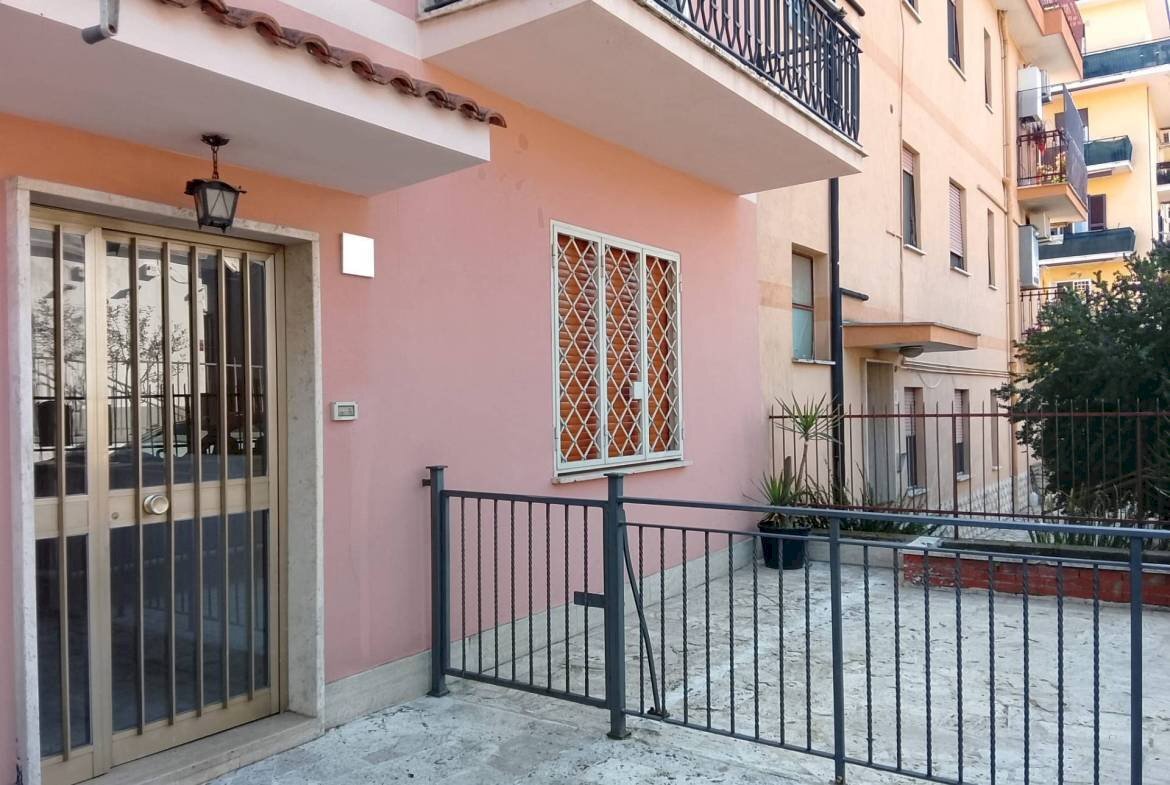 Three-room apartment Via Del Podere Rosa, Roma - photo 1