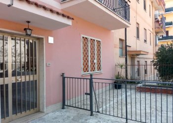 Three-room apartment Via Del Podere Rosa, Roma - photo 1