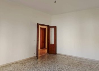 Three-room apartment Via Del Podere Rosa, Roma - photo 8
