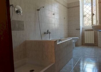 Three-room apartment Via Del Podere Rosa, Roma - photo 12