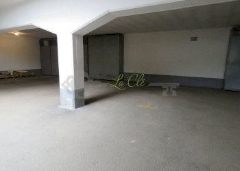 POSTO AUTO COPERTO - Two-room apartment Strada della Brenva 17, Courmayeur - photo 18