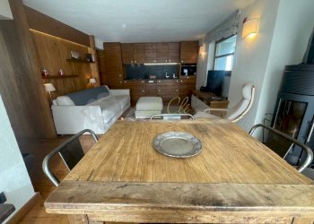 AFFITTO COURMAYEUR - SOGGIORNO, ZONA PRANZO E ANGO - Two-room apartment Strada della Brenva 17, Courmayeur - photo 8