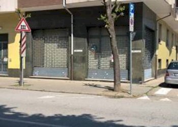 Negozio viale Industria, Bra - foto 2