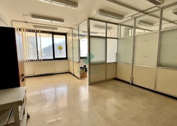 interno - Office Via Matarrese 58, Bari - photo 6