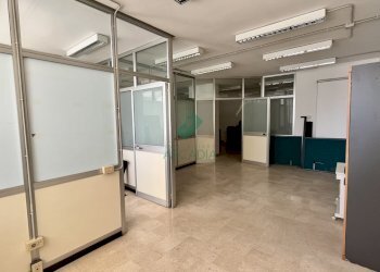 interno - Office Via Matarrese 58, Bari - photo 7