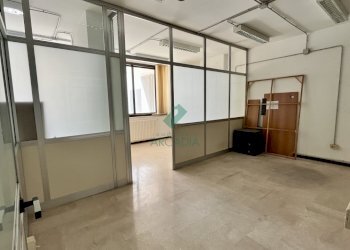 interno - Office Via Matarrese 58, Bari - photo 8