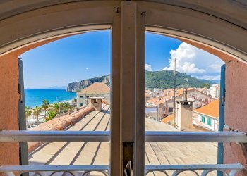 C83A4004.jpg - Appartamento Piazza Vittorio Emanuele II, Finale Ligure - foto 1