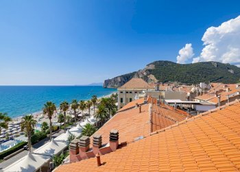 C83A4040.jpg - Appartamento Piazza Vittorio Emanuele II, Finale Ligure - foto 27
