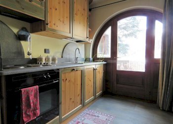 AFFITTO COURMAYEUR - CUCINA CON TERRAZZO - Three-room apartment Regione Belvedere 4, Courmayeur - photo 7