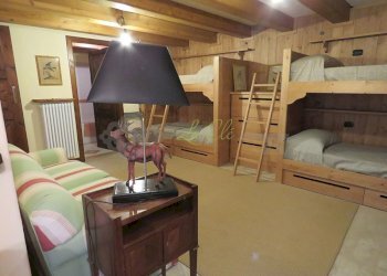 CAMERA QUADRUPLA CON ACCESSO AL TERRAZZO - Three-room apartment Regione Belvedere 4, Courmayeur - photo 15