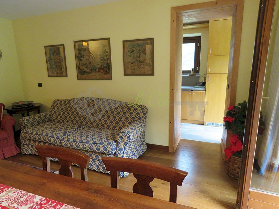 LIVING CON ZONA PRANZO - Four-room apartment Regione Belvedere 4, Courmayeur - photo 3