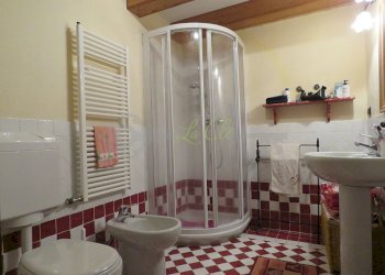 BAGNO CON DOCCIA - Four-room apartment Regione Belvedere 4, Courmayeur - photo 14