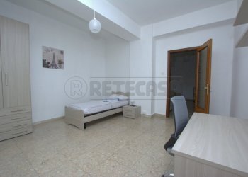 DSC_0032.NEF.jpg - Four-room apartment Via Garibaldi 306, Messina - photo 4
