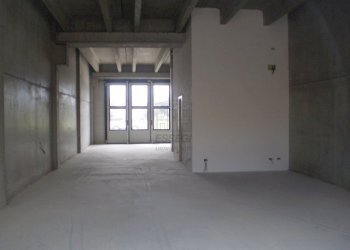 P8310020.JPG - Locale Commerciale Via San Jacopo alla Tomba, Lucca - foto 3