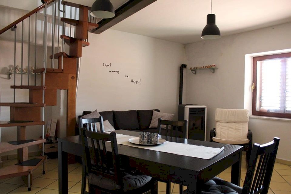 106419821_10220350412142275_8686185426615669328_o. - Four-room apartment Aulla - photo 1