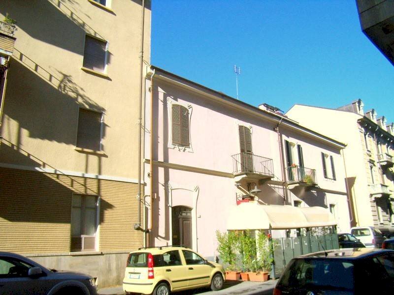 L\'esterno - Ufficio via Palestro, 18, Pinerolo - foto 1