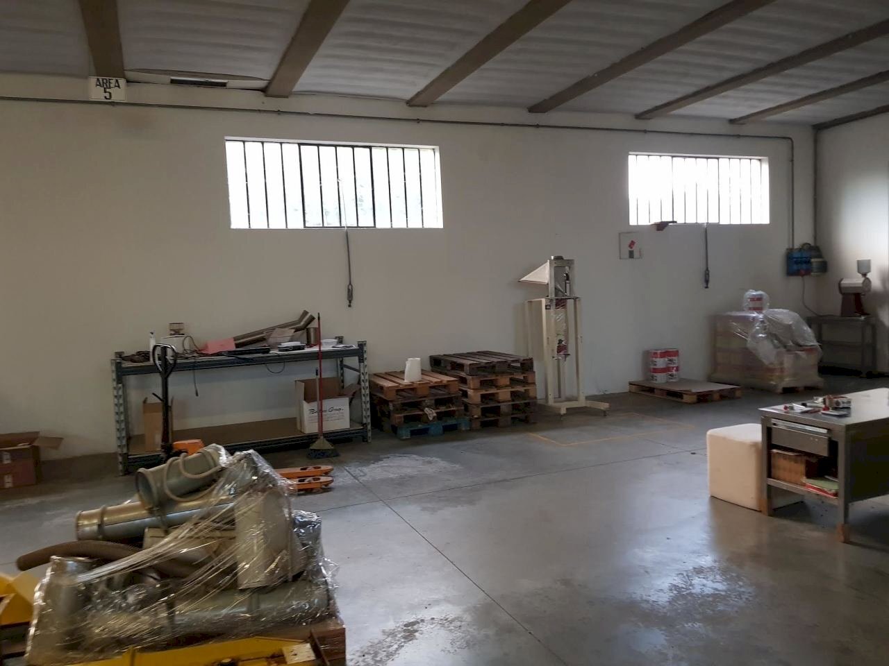 20201124_162118.jpg - Commercial Premises Via dell'Arpino, Capannori - photo 1