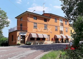 Villa Valsamoggia - foto 1