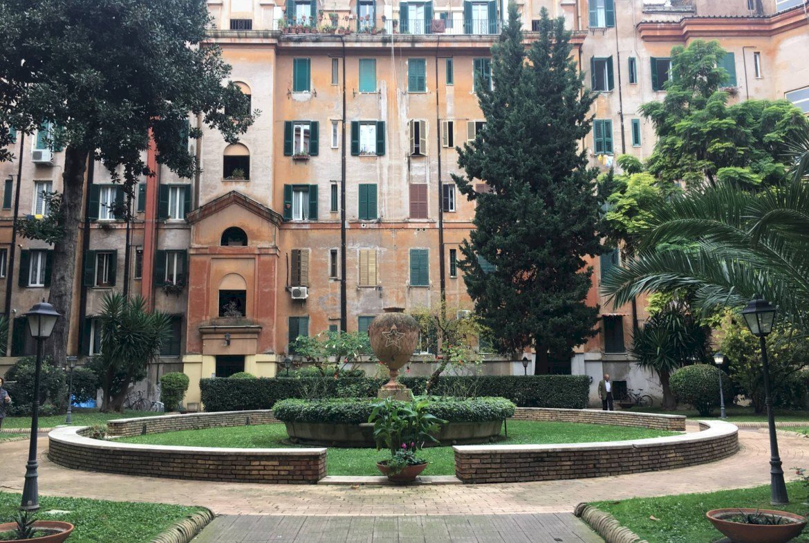Appartamento P.zza S.M.Liberatrice, Roma - foto 2