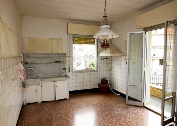 Cucina - Appartamento via Circonvallazione, Campomorone - foto 7