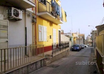 Trilocale via Doberdò, Scicli - foto 2